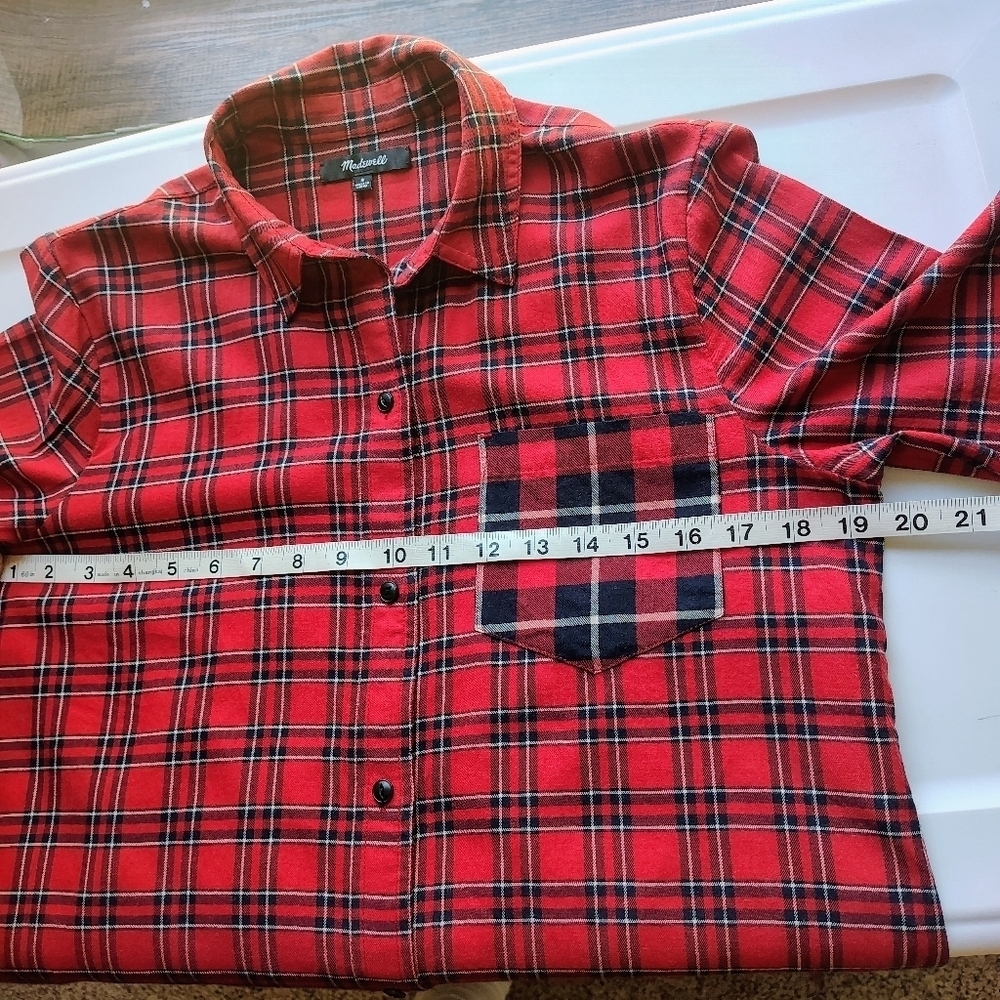 Madewell women's classic ex-boyfriend shirt, red cotton plaid, one pocket, sz S. - Picture 7 of 16